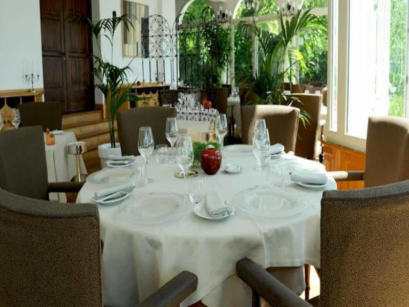 Chateau De Brindos Anglet Extérieur photo